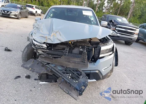 2024 Nissan Frontier Pro-X 4X2 z USA, uszkodzony, nr VIN 1N6ED1EJ4RN623877